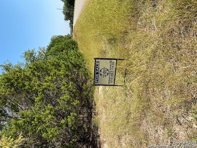 2nd image of 628 Wagon Wheel Dr