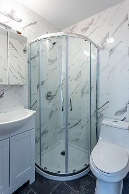 Rented by Compass | media 36