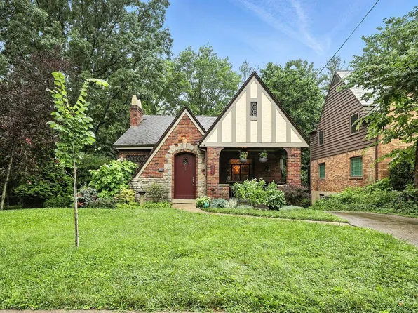 6335 Iris Ave, Cincinnati, OH 45213