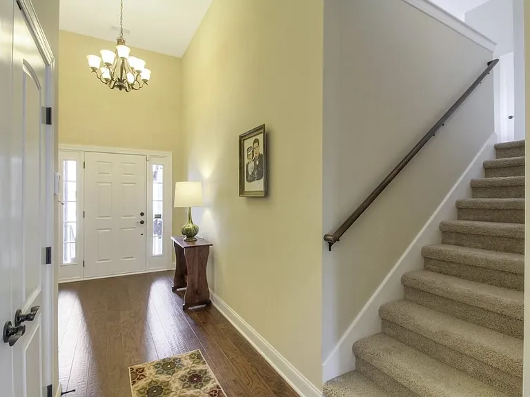 7913 Kirkfield Dr — Photo 19