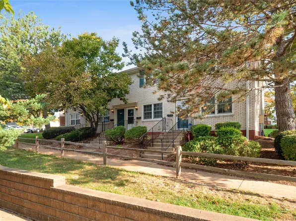 9019 Cardinal Ter, Saint Louis, MO 63144