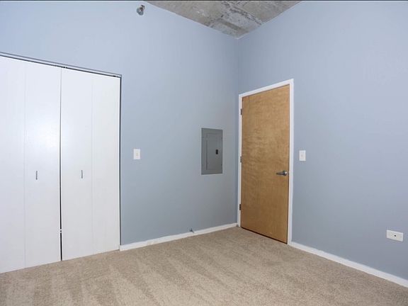 4th image of 1620 S Michigan Ave #527