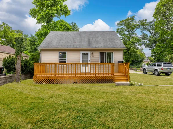 115 N State St, Glenwood, IL 60425
