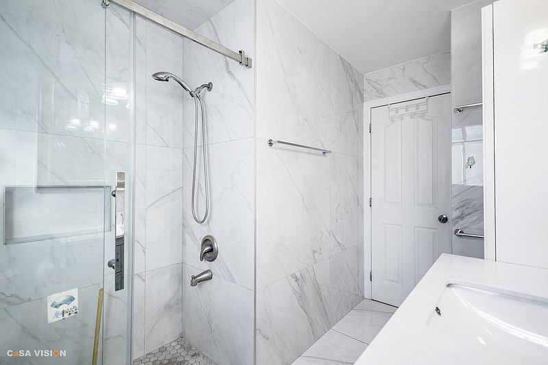 Vancouver House for rent - 3 Bedrooms — photo 2