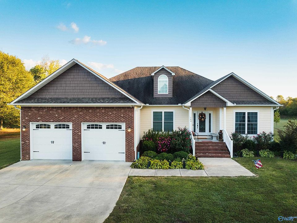 1st image of 164 Kelley Ln