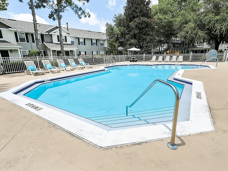 Cambridge Cove and Kathleen Pointe Apartment Homes — Photo 3