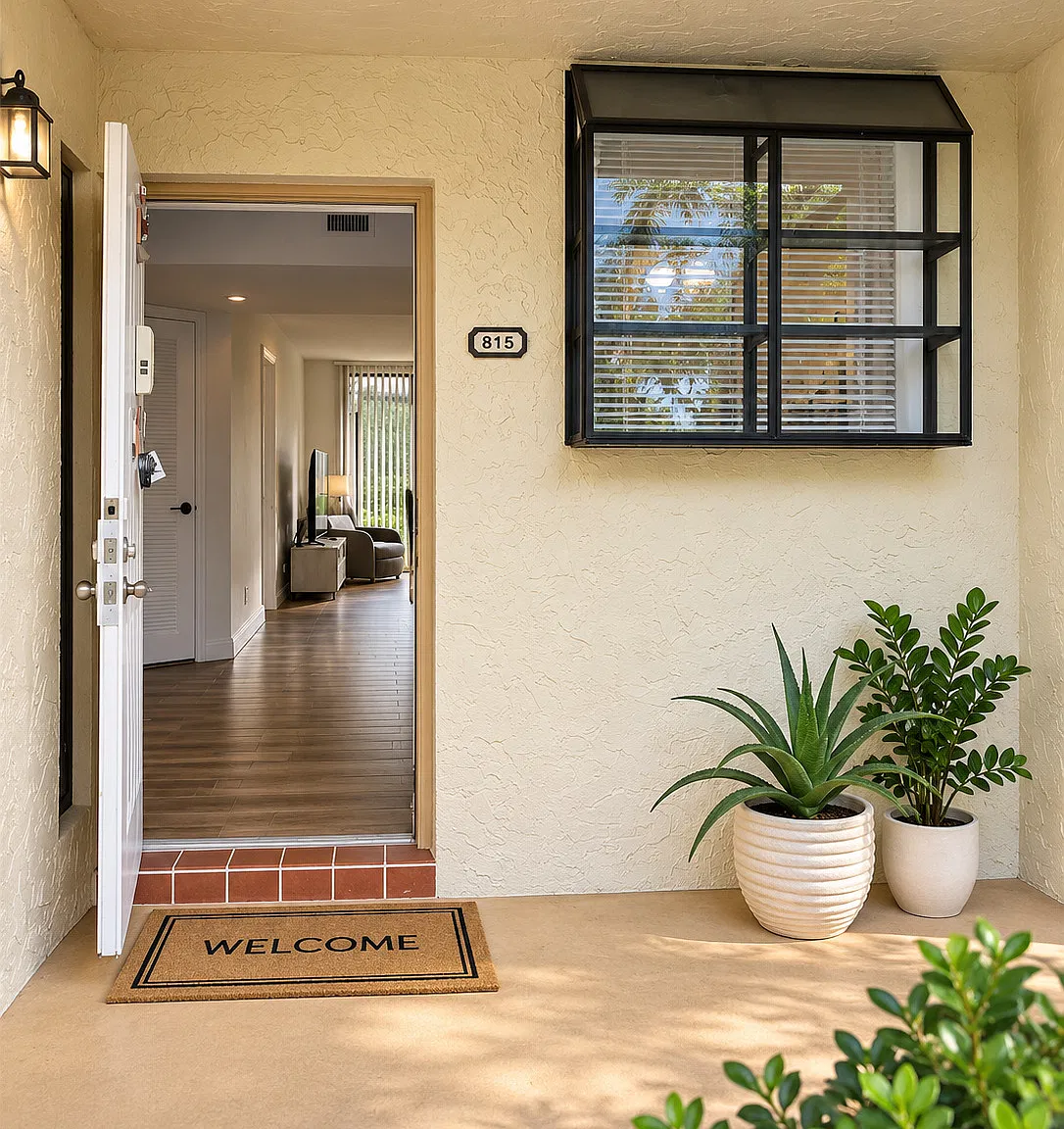 2 bed, 916 sqft, $2,450 — Photo 3