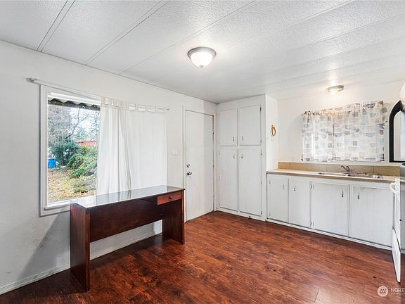 5th image of 9721 F St E Street E
