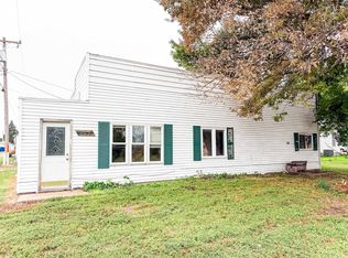 602 Ripley St, Elwood, NE 68937