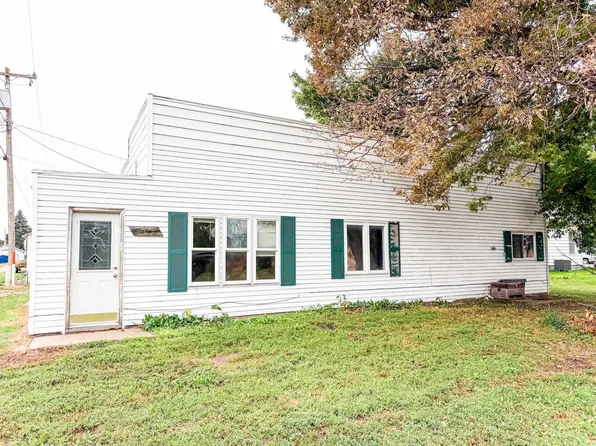 602 Ripley St, Elwood, NE 68937