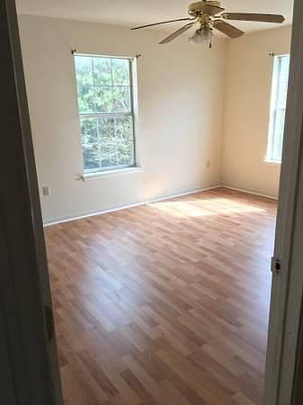 2nd image of 2907 Whisper Oaks Ln #C