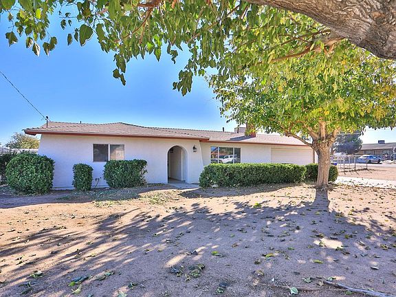 4th image of 12357 Senecio Ave
