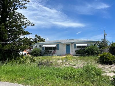 1835 Ocala Rd, North Palm Beach, FL, 33408