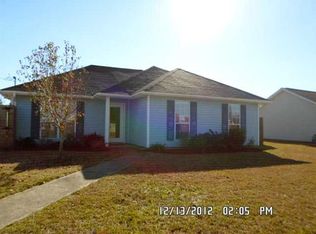 174 S Cherrywood Ln, Pearl River, LA 70452