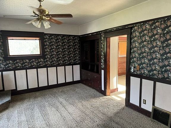 4th image of 1214 E Nora Ave