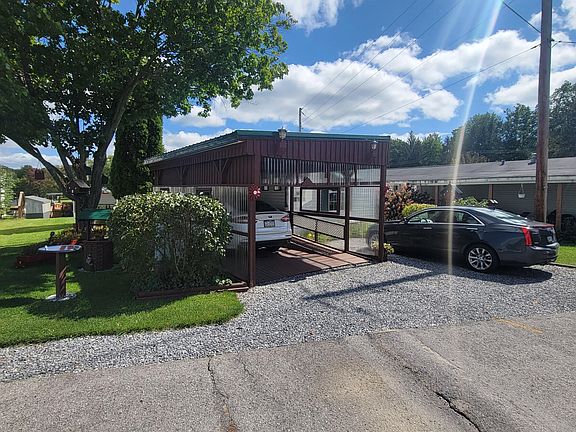 2nd image of 60 Keen Court Dr