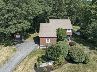 16 Wildwood Dr, Newburyport, MA 01950