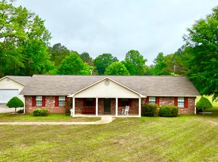 1016 E Main St, Fulton, MS 38843