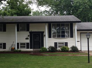 1636 Carolina Dr, Rantoul, IL 61866