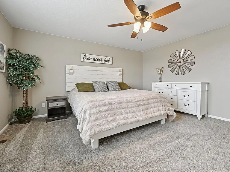5233 Makalu Dr — Photo 16