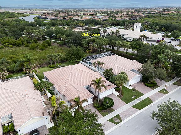 2nd image of 10714 SW Elsinore Drive