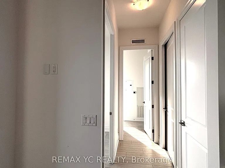 30 Elm Dr W #Penthouse 06 — Photo 18