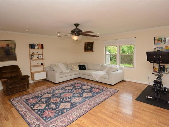 2nd image of 5028 Churchill Ct