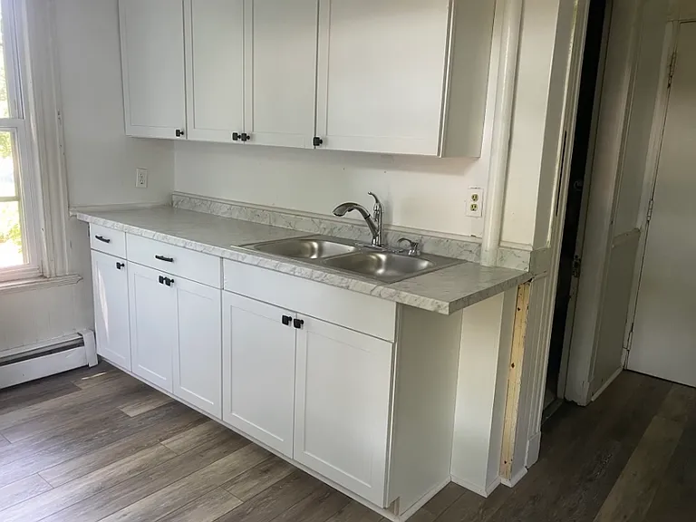 108 Canner St #2L — Photo 9