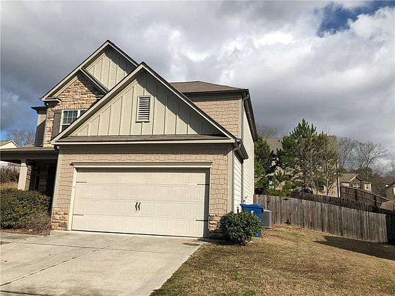 2nd image of 541 Collingsworth Ln
