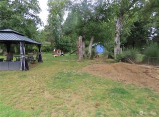 1054 Pine St N, Grayland, WA 98547