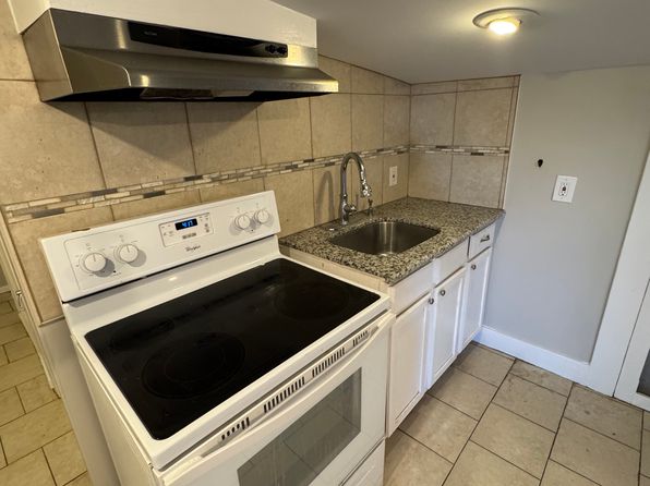 464 3rd St APT 5