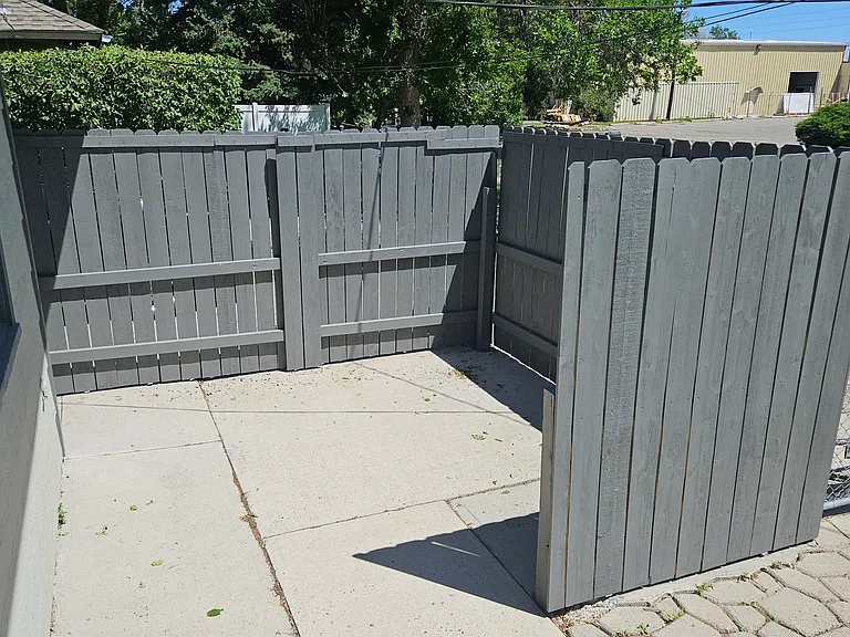 128 Rhea Ln — Photo 3