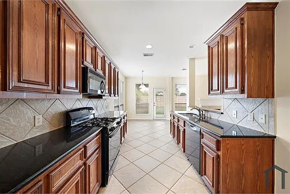 11067 Pierce Valley Dr — Photo 24