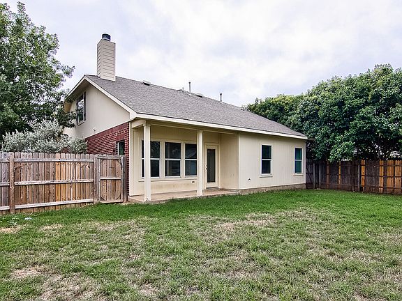 5th image of 701 Camino Alto Dr