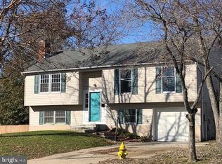 2221 Pinefield Way, Waldorf, MD 20601