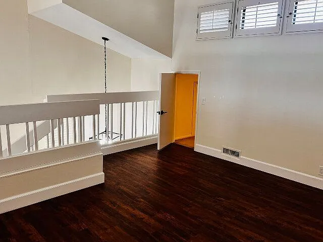 2204 Plaza De Las Flores — Photo 28