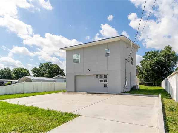 126 1st St, Orlando, FL 32824
