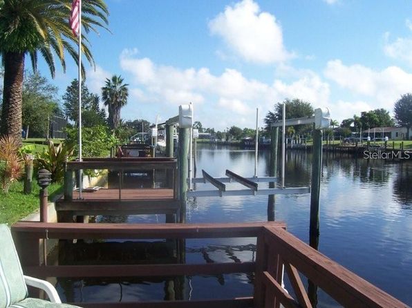 489 W Tarpon Blvd NW