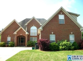 415 Oak Leaf Cir, Pell City, AL 35125