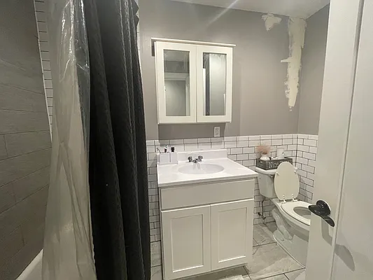 Rented by Corcoran | media 8