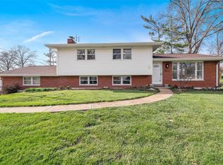 12141 Regency Dr, Saint Louis, MO