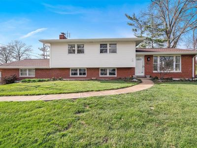 12141 Regency Dr, Saint Louis, MO, 63128