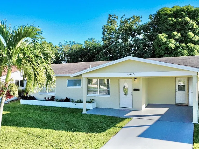 4510 NW 46th St — Photo 31