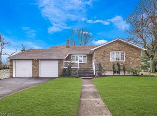 23 Burnside Pl, Wayne, NJ 07470