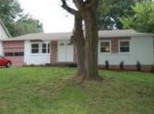 10614 W 97th St, Overland Park, KS 66214