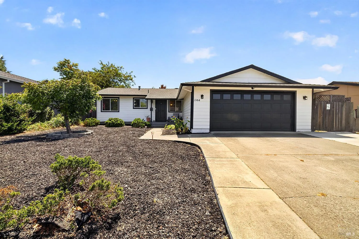 1304 San Jose Way - Photo 1