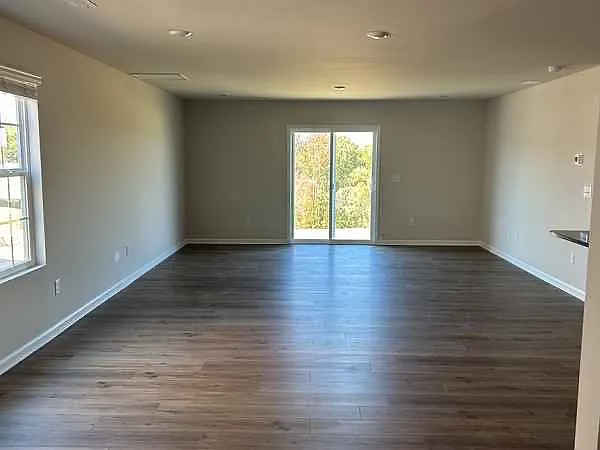 13304 Hampton Bay Ln — Photo 3