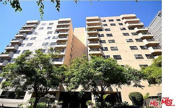 1st image of 727 S Ardmore Ave APT 703