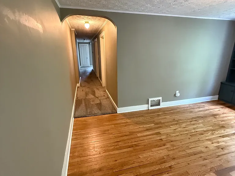 2612 3rd St #3 — Photo 5