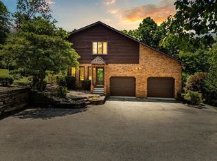 6270 McCoy Rd, Blacksburg, VA 24060